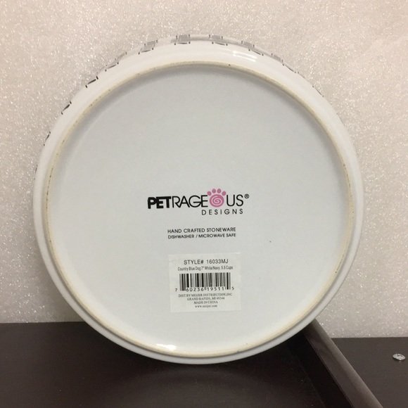 Petragous Design Dog Dish - Picture 2 of 3